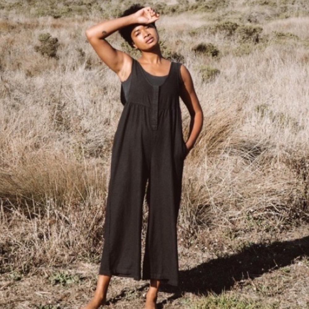 Neve & Hawk Sunset Jumper Black Linen Wide Leg Button Front Jumpsuit  Large